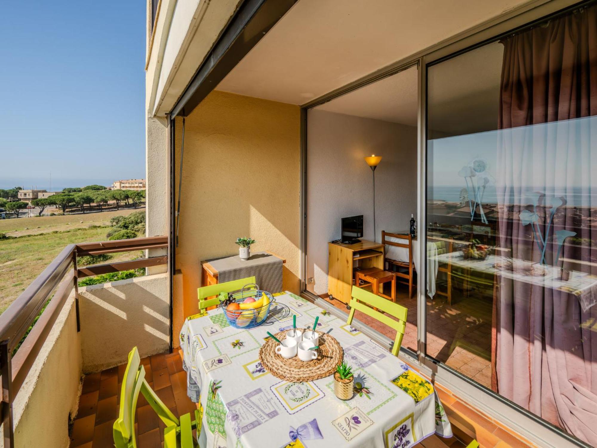 Apartment Les Eaux Vives 1 & 2-2 By Interhome Saint-Pierre-la-Mer  المظهر الخارجي الصورة