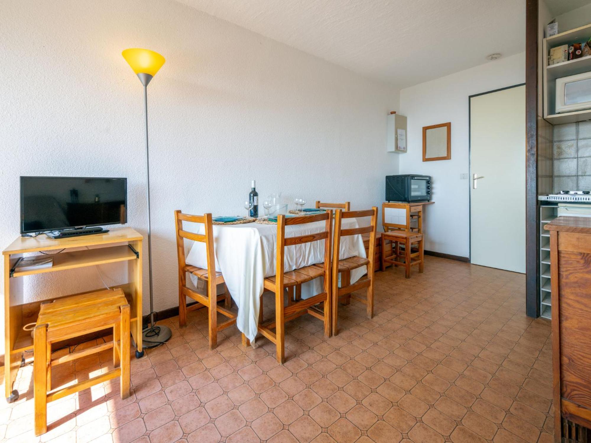 Apartment Les Eaux Vives 1 & 2-2 By Interhome Saint-Pierre-la-Mer  المظهر الخارجي الصورة